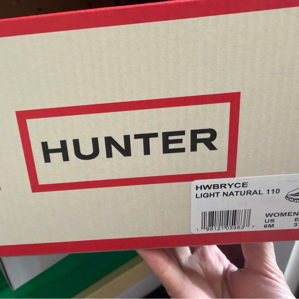 Hunter Light Natural Clogs - Picture 2 of 3